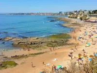 Estoril Village Guest House Hotel dekat Pantai Poca