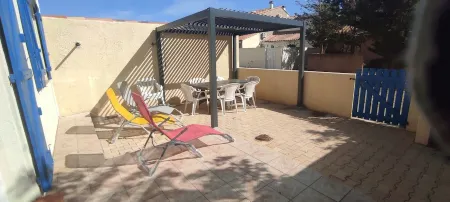 Gîte Vert à la mer air-conditioning in all rooms. Отели в г. Пор-ла-Нувель