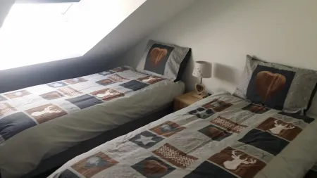 Nice duplex with a view of the hillside of Xettes