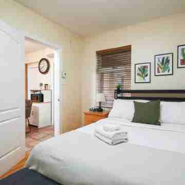 Charming apartment in Prime Location Rooms