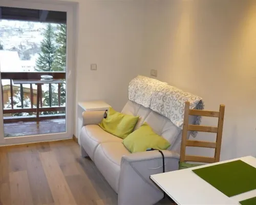 'Karwendelnest' Completely renovated in January 2014, tastefully with the latest technology Hotels in Mittenwald