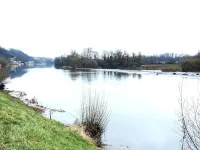 Chalet au Bord de L'eau