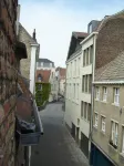 Charming house in the center of Bruges right along the green canals