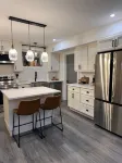 M’s Studio - Private Modern Luxury Apartment (close to Calypso Waterpark)