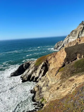 Relax And Enjoy The California Coast From This Lovely Private Suite