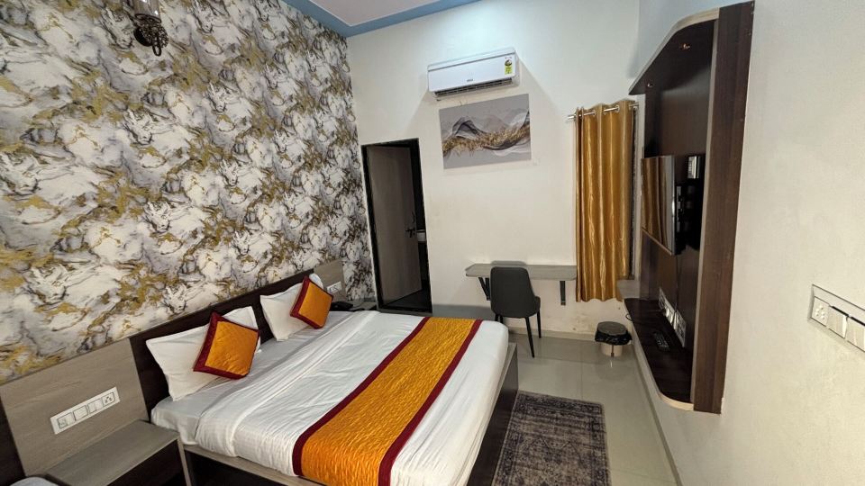 Hotel Hanuman Palace