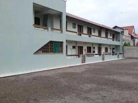 Residential Mariana, Itapoá SC - Отели в г. Итапоа
