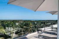 Flamboyan Hotel & Residences - Mountain view