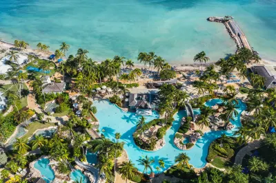 Hilton Rose Hall Resort & Spa, JM Hoteles cerca de Mansión Rose Hall