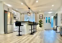 Hillside Hideaway - Up By The Ravine w/ 5 Minute Walk to Little Beach Hotels in Elgin County