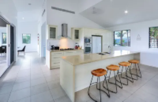 Peninsula 6 with private heated pool!