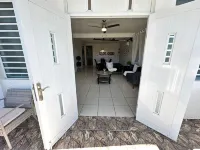 Spacious 3 bdr/2 bath apartment near Buye and La Mela, full A/C, WiFi, sleeps 8 Hotels in Miradero