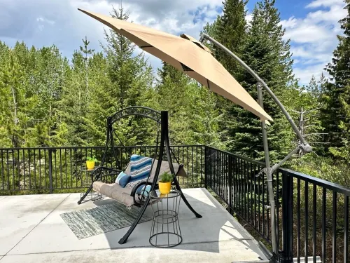 Peaceful Cabin Near Red Mt Bike & Hiking Trails