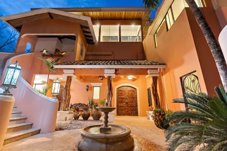 Ultimate 9BR/11BA Oceanfront Villa in Costa Rica Отели рядом с достопримечательностью «Плайя Потреро, Коста-Рика»