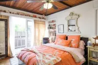 Under the Oaks Santa Barbara فنادق في Mission Canyon