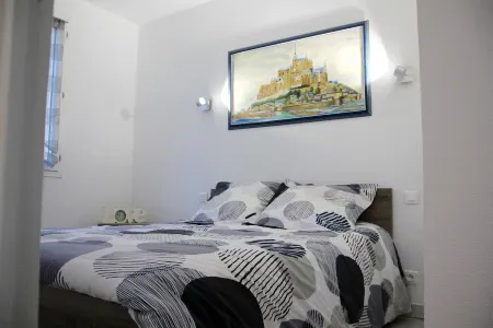 APPART T3 of 55 m2 SEA VIEW 2 BED 2/4/6 PERS, VERANDA, WIFI, GARAGE, 200 m FROM THE PORT Отели в г. Пор-Вандр