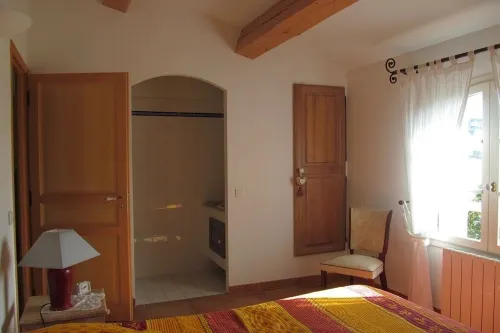 Maison Provencale Avec Piscine