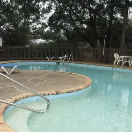 The Dolce Cabana located on the golf course in beautiful Diamondhead, MS.