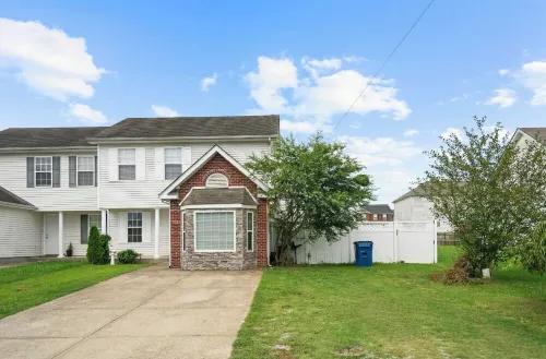 House to Stay Hotel a La Vergne