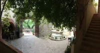 Three-room apartment 2 Borgo Fattoria Tenuta il Santo Monticiano Siena Hotels near Mura e torri di Petriolo