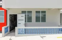 Knockout Stay! PR's Boxing Legends 1-Bd Suite, 4 mins from Crash Boat Beach Hotels in Aguadilla
