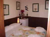 Charming and cozy chalet on the mining side of Vila de Maringá.