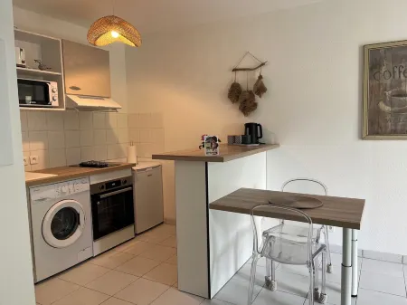 Appartement à 800 m de la Cité Médiévale Отели рядом с достопримечательностью «Vieux Sarlat»