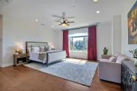 The Sunset House San Diego country living close to the beach!