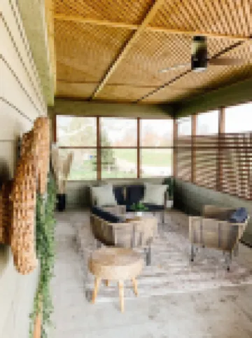 Short Drive to Point Pelee! Forget Your Worries in This Spacious & Serene Space