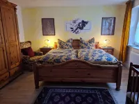 Farmhouse for holidaymakers in Vogtsburg / Kaiserstuhl with courtyard / garden 凱塞爾斯圖爾山麓福格茨堡住宿飯店