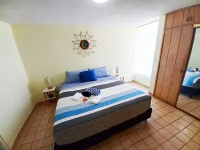 Beachfront W/Free Parking & Big Balcony