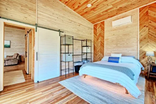 Modern wood infused Cabin