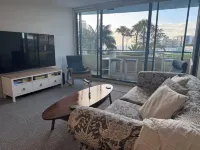 Beachside Bliss just a sand castle from everything, 2BR, 2BA Apartment, sleeps 6