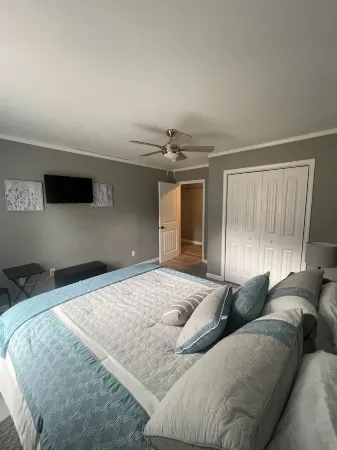 Cozy Home on Historic Route 66 Right Outside of Fort Leonard Wood