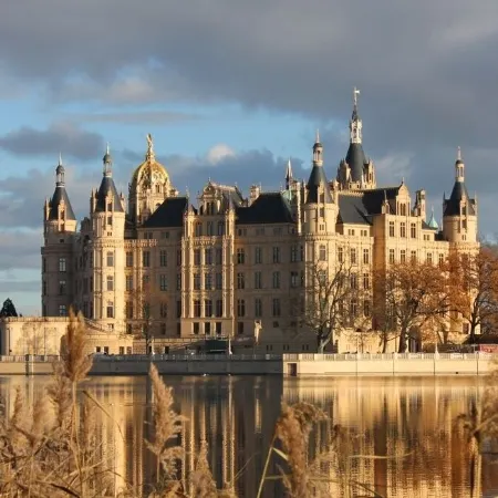 Light-flooded apartment with private sauna! Beach walking distance, with dog!