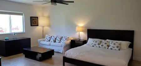 "Luna Beach" Studio Villa