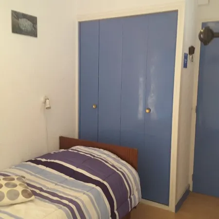 Concarneau apartment close city view.