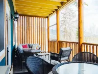 Modern mountain condo on Northstar Mountain licence # STRU 2025-16819