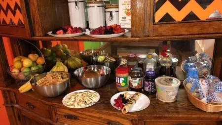 Wrigley Hostel - Chicago