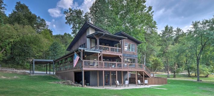 Waterfront Beaver Lake Hideaway w/ Kayaks & More! Hotels in Washington County