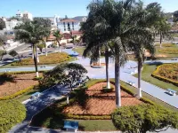 Hotel Imperador Caldas Novas - Go - Facil Acesso Aos Parques Aquaticos e Polo gastronômico Noturno - 2 ดาว