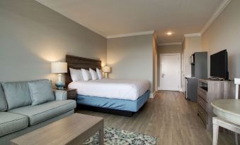 Islander Hotel & Resort