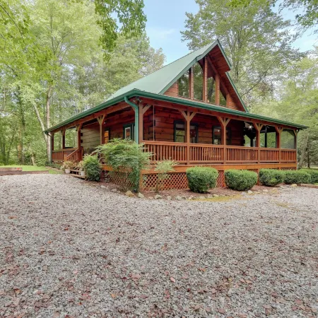 Blue Ridge Cabin Rental w/ Hot Tub & Creek Access!