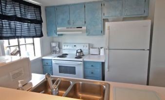 Lake Arrowhead Lodging