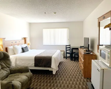 Burke Inn Motel & Suites Hotels in Carroll
