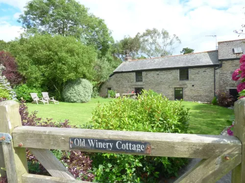 Old Winery Cottage Hotels in Lostwithiel