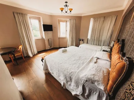 Seringal Hotel Отели рядом с достопримечательностью «Floating Dock»