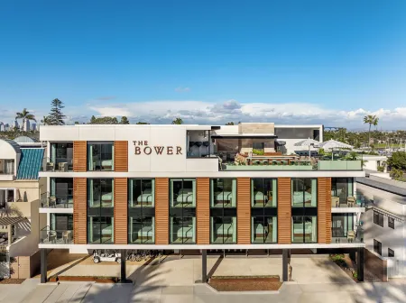 The Bower Coronado Отели рядом с достопримечательностью «Vietnam Unit Memorial Monument»