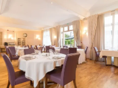 Hôtel Spa Thermalia Hotels in Châtel-Guyon