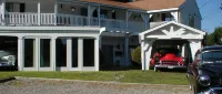Jenny's Country Manor Hotels in Pine Plains